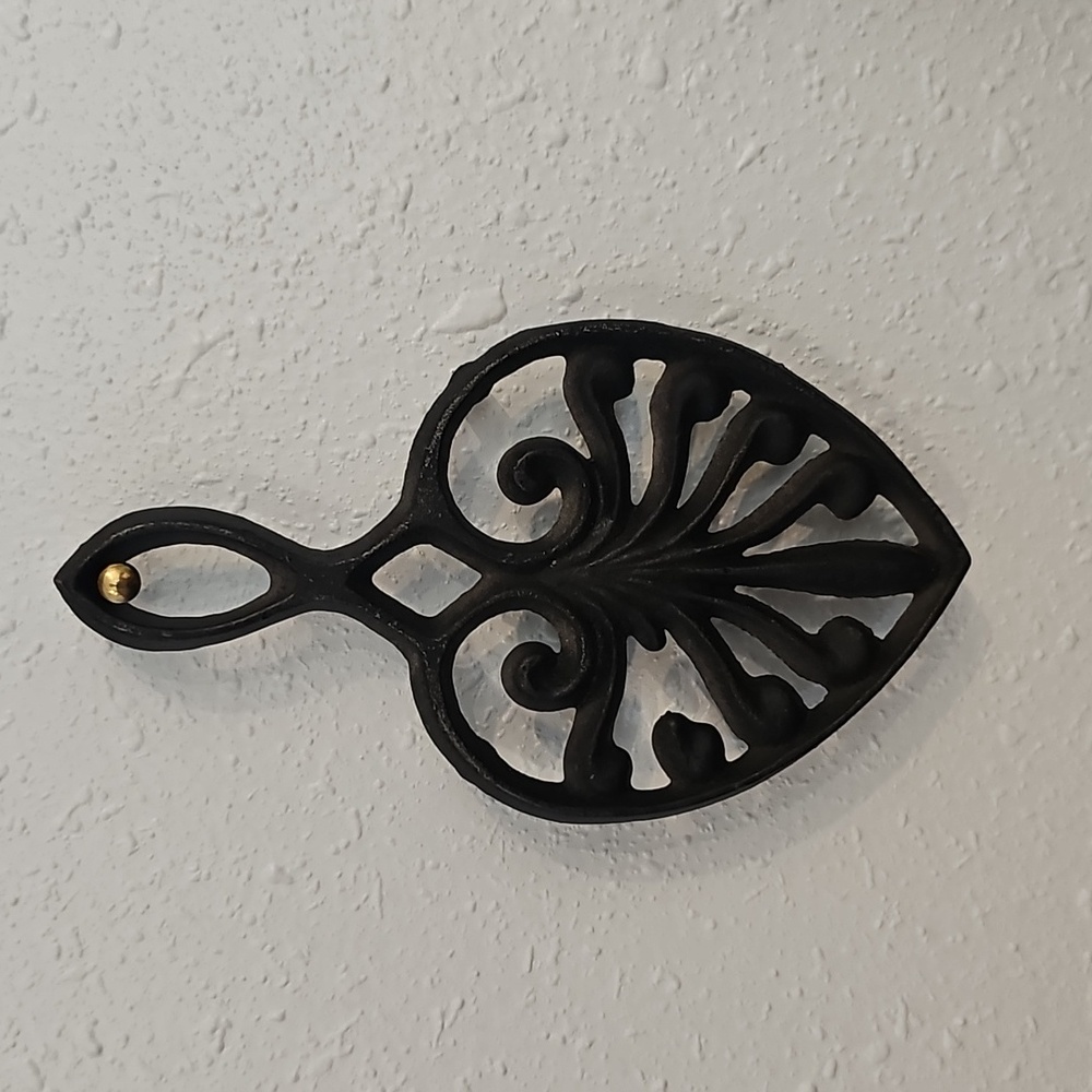 Elegant Black Wall Decor Set